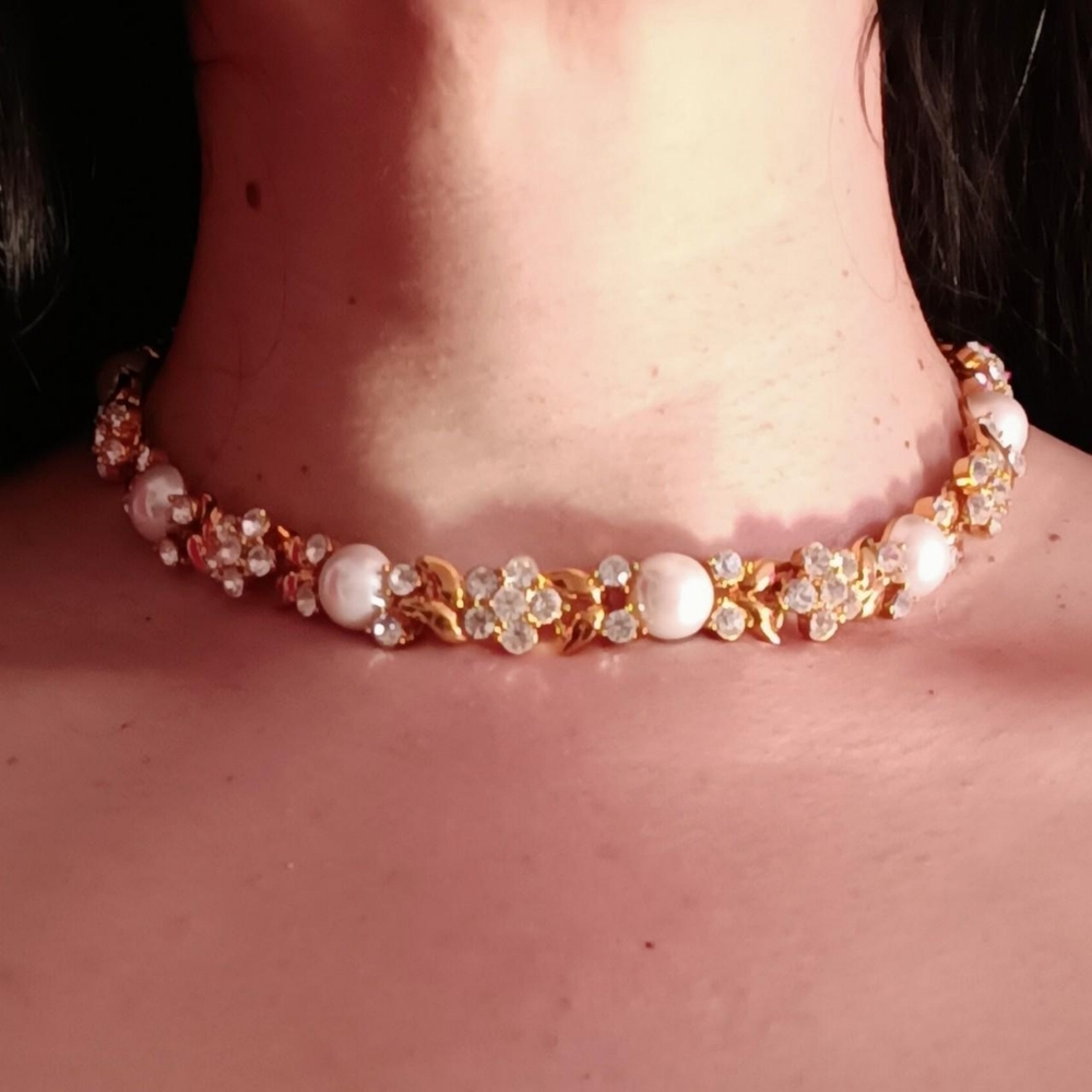 Pearl & crystal gold choker